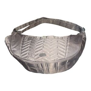 Lug Boomerang Travel Bag Nylon gray w/gunmetal hardware. B 16